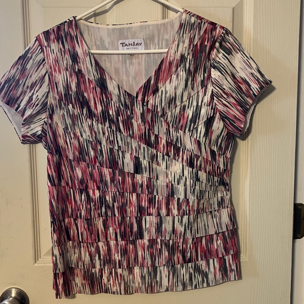 TanJay Women's Pink and Black Pleated Blouse